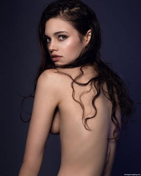 Indi Eisley Nude Sexy Versameling Seksvideo Tonele