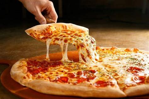 Origen De La Pizza Quién Inventó La Pizza Y Su Evolución