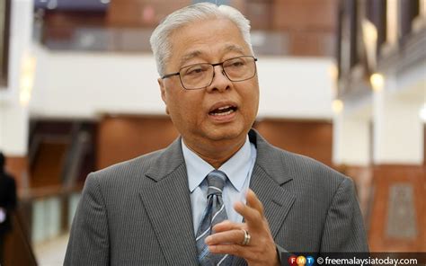 New Malaysian PM Unveils Cabinet