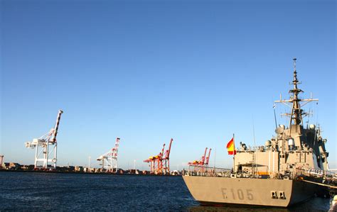 Cristóbal Colón Ships In Fremantle Port Fremantle Shipping News