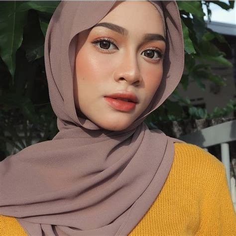 Loose Pashmina Trend Hijab