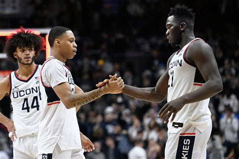Nba Scouts Weigh In On Uconns Hawkins Sanogo And Jackson
