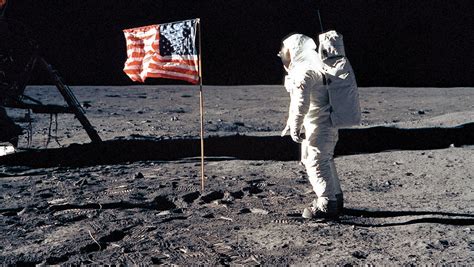Apollo 11 Les Premiers Pas De Lhomme Sur La Lune Avec Des Images
