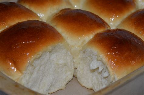 soft fluffy and delicious honey yeast rolls honey yeast rolls yummy food yummy dinners
