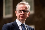 Michael Gove admits masks CAN stop coronavirus spread – but ministers ...