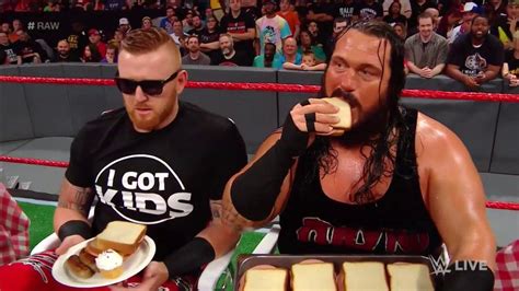 Announcers Were Told To Laugh During B Team Bbq On Raw Pro Wrestling Heath Slater Wrestling News