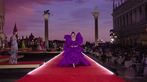 See Dolce And Gabbanas 2021 Alta Moda Fashion Show In Venice