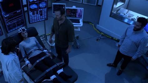 Blindspot Sneak Peek Could Weller Lose Jane Forever With A Risky Procedure Video