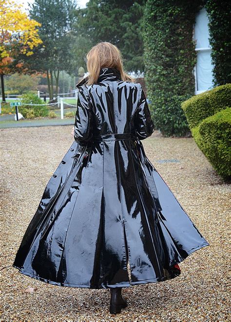 Splendid Black Pvc Mac Raincoat Fashion Black Raincoat Patent Trench Coats