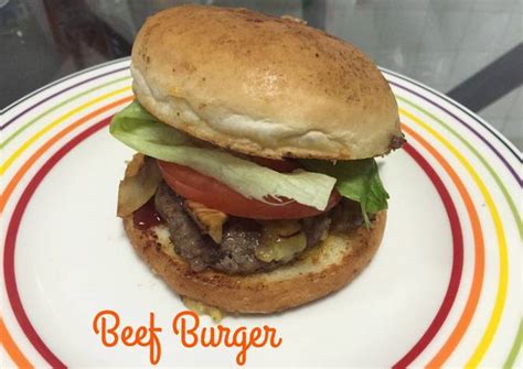 Lihat juga resep beef patty burger enak lainnya. Resep Beef Burger Mcd Kw super oleh LisKitchenStory - Cookpad
