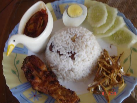 Bahkan beberapa nasi lemak yang berasal dari medan, pekanbaru, sumatera utara. khazanah warisan orang lama: Resepi Nasi Lemak