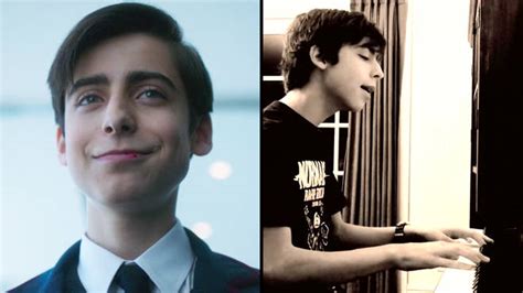 When five joins the commission after the apocalypse, he meets you and falls in love. Umbrella Academy: Aidan Gallagher sings Gerard Way cover ...
