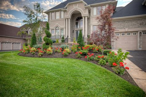 Some Ideas Of Front Yard Landscaping For A Small Front