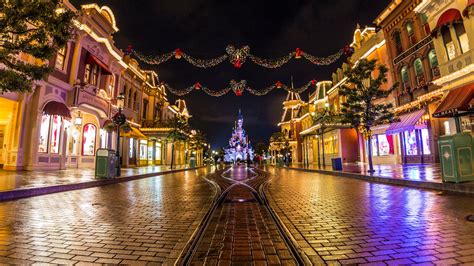 Page officielle de disneyland® paris. Vroegboekvoordeel: tot 35% korting + kinderen gratis ...