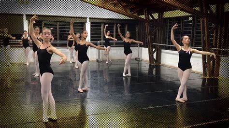 Escuela Ballet Metropolitano De Medellín Otorgará Becas Para Ballet Clásico
