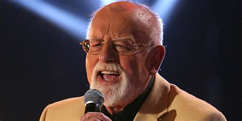 Roger Whittaker ‘the Last Farewell Singer Dies At 87 Rip Roger