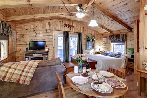 Hocking Hills One Room Romatic Cabin For Couples Getaways