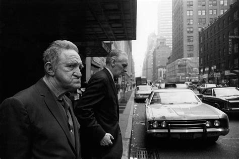 Pin By Sophie Farrelly On New York 70 Ties Garry Winogrand Street