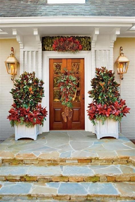 Western & southwestern decorating ideas. 91+ Adorable Outdoor Christmas Decoration Ideas in 2020 ...