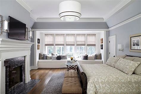 Traditional Style Master Bedroom With Amazing Window Seat Master