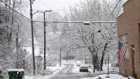 Heavy Snowfall Takes Wnc By Surprise