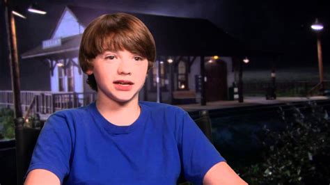 Joel Courtney Super 8 Interview Youtube