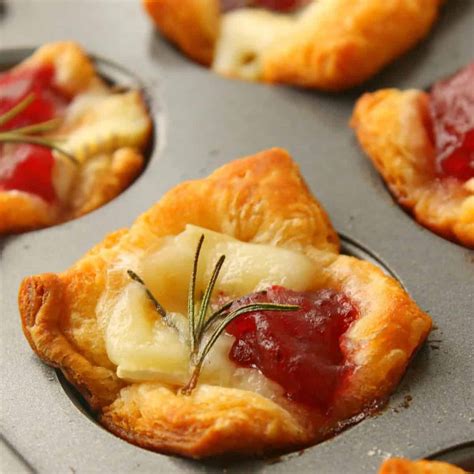Easy Cranberry Brie Bites The Country Cook