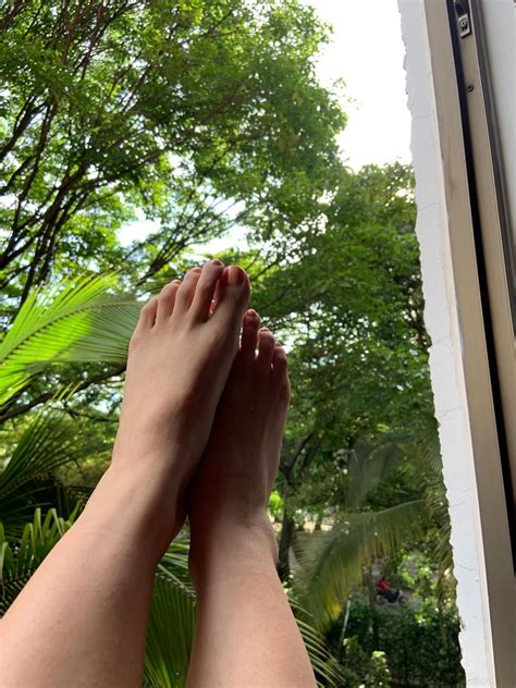 Meet My Sexy Latin Feet Fun With Feet