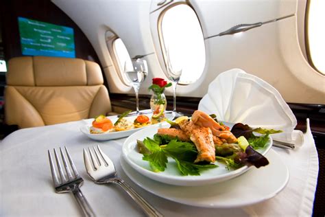 The Science Of Airplane Food How Chefs Trick Passenger Palates