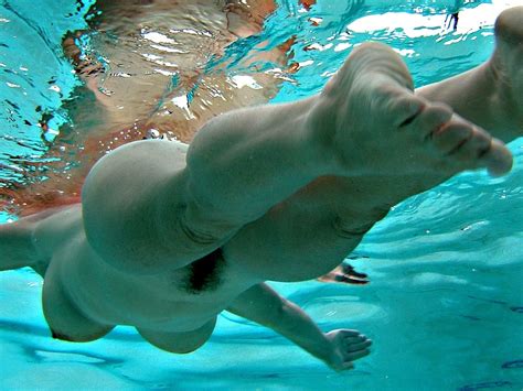 Nude Woman Underwater Pussy Play Having Sex Underwater Min Xxx Video Bpornvideos