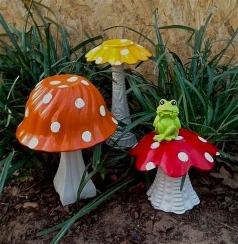 55 Creative Garden Art Mushrooms Design Ideas For Summer 40 Garden