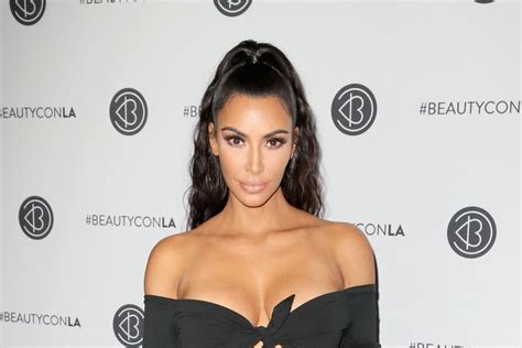 Kuwk Kim Kardashian Laments Over Her Psoriasis Flaring Up Shares Shocking Picture Celebrity