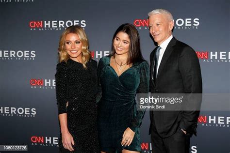 Kelly Ripa Lola Photos And Premium High Res Pictures Getty Images