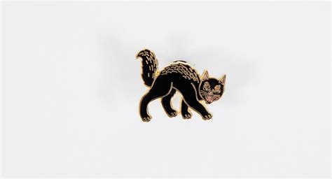 Valley Cruise Press Retro Black Cat Pin Badge Cat Pin Pin Badges