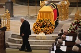 Helmut Schmidt: Staatsakt und Trauerfeier in Hamburg (Fotos) - DER SPIEGEL