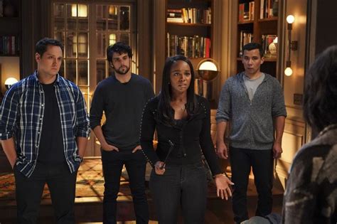 Doch die studenten wissen zu beginn nicht, dass sie das erlernte schon bald in der realität anwenden müssen …mehr anzeigen. „How to Get Away with Murder" Staffel 6: Deutschlandstart ...