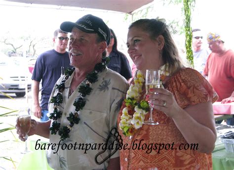Hau`oli la Ho’omana’o (Happy Anniversary) | barefootnparadise
