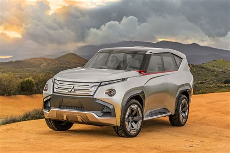 Mitsubishi Motors Concept Gc Phev Makes North American Debut At The