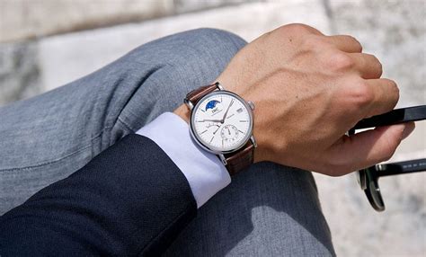 How To Wear A Watch Modern Mens Guide