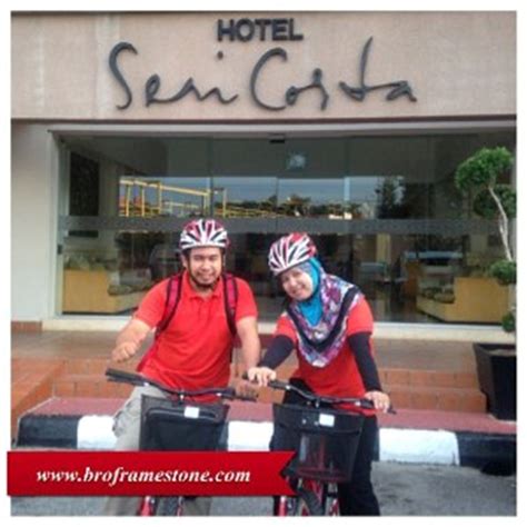 Make discount hotel reservations here! Honeymoon di Hotel Seri Costa, Bandar Hilir, Melaka.