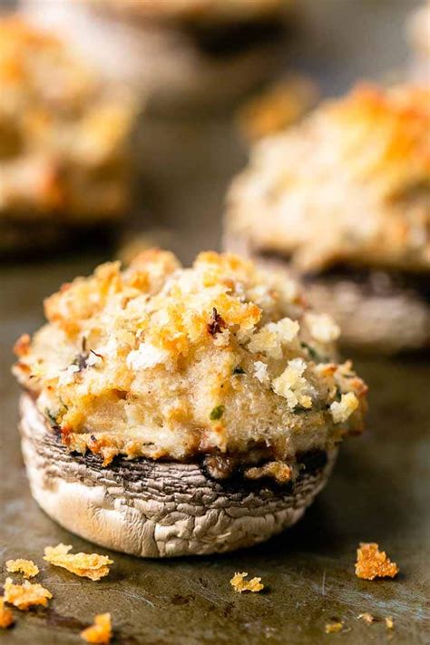 Add the chopped piquante peppers, chives, and green onions. How To Make Crabmeat Stuffed Mushrooms - The Tortilla Channel