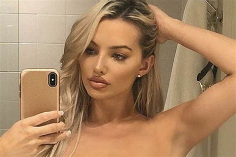 Lindsey Pelas Teases Fans With Cheeky Underboob Bra Expos Incredible