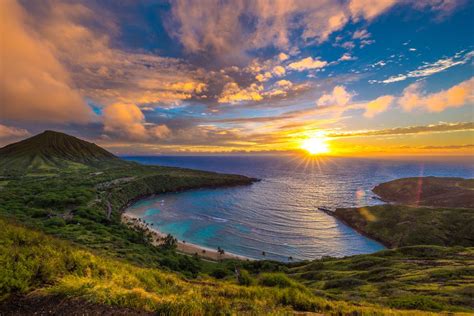 Sunrise From Hanauma Bay On Oahu Hawaii Oahu Hawaii Vacation