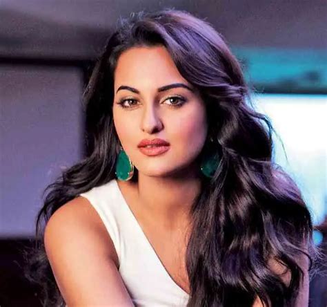 Sonakshi Sinha Age Affairs Net Worth Height Bio And More 2024 The Personage