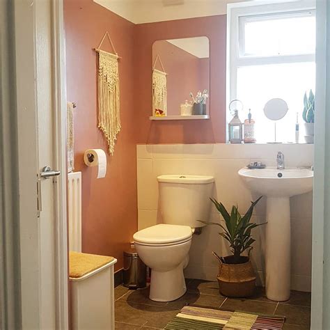 16 Pink Bathroom Ideas