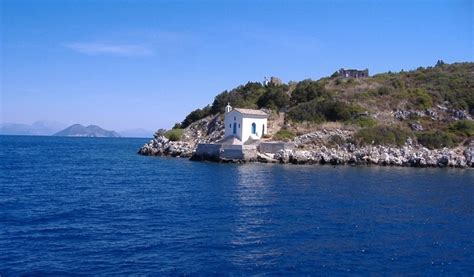C'è un isola dell'egeo con centinaia di case in vendita e nessun agente immobiliare che risponde al telefono. Le 11 isole greche più economiche attualmente in vendita ...