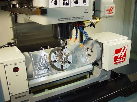 Haas Super Finished 5 Axis Cnc Milling Machine Size 1200x500x635 Vf4