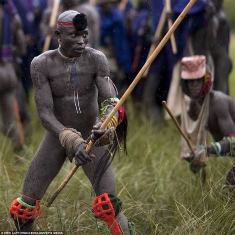 Suri Tribe In Ethiopia Battle Each Other With Sticks In 2021 Tribal
