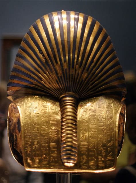 Rear Of Tutankhamuns Mask 18th Dynasty Egyptian 1323 Bc 866x1162