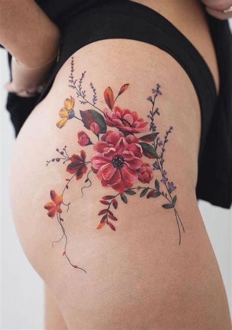 Modern Tattoo In 2020 Flower Hip Tattoos Hip Tattoos Women Flower Thigh Tattoos